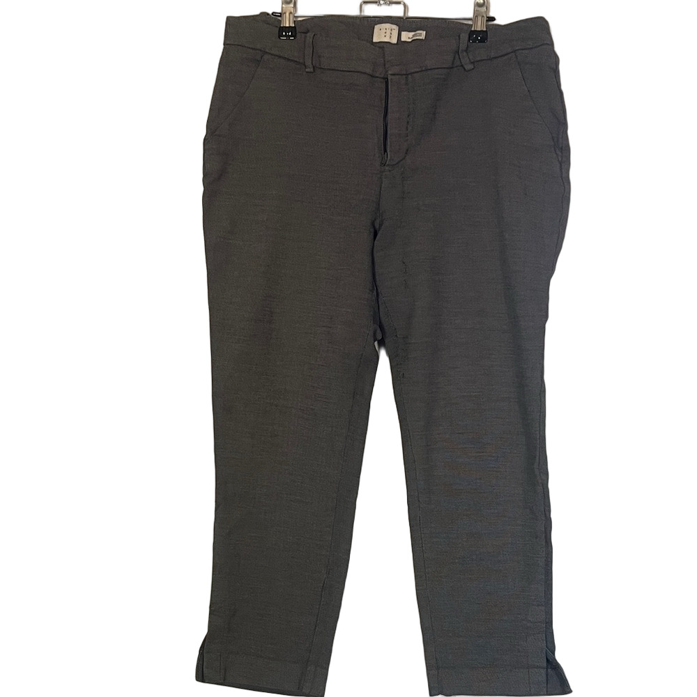 a new day Women’s Gray Capris | Sz 12